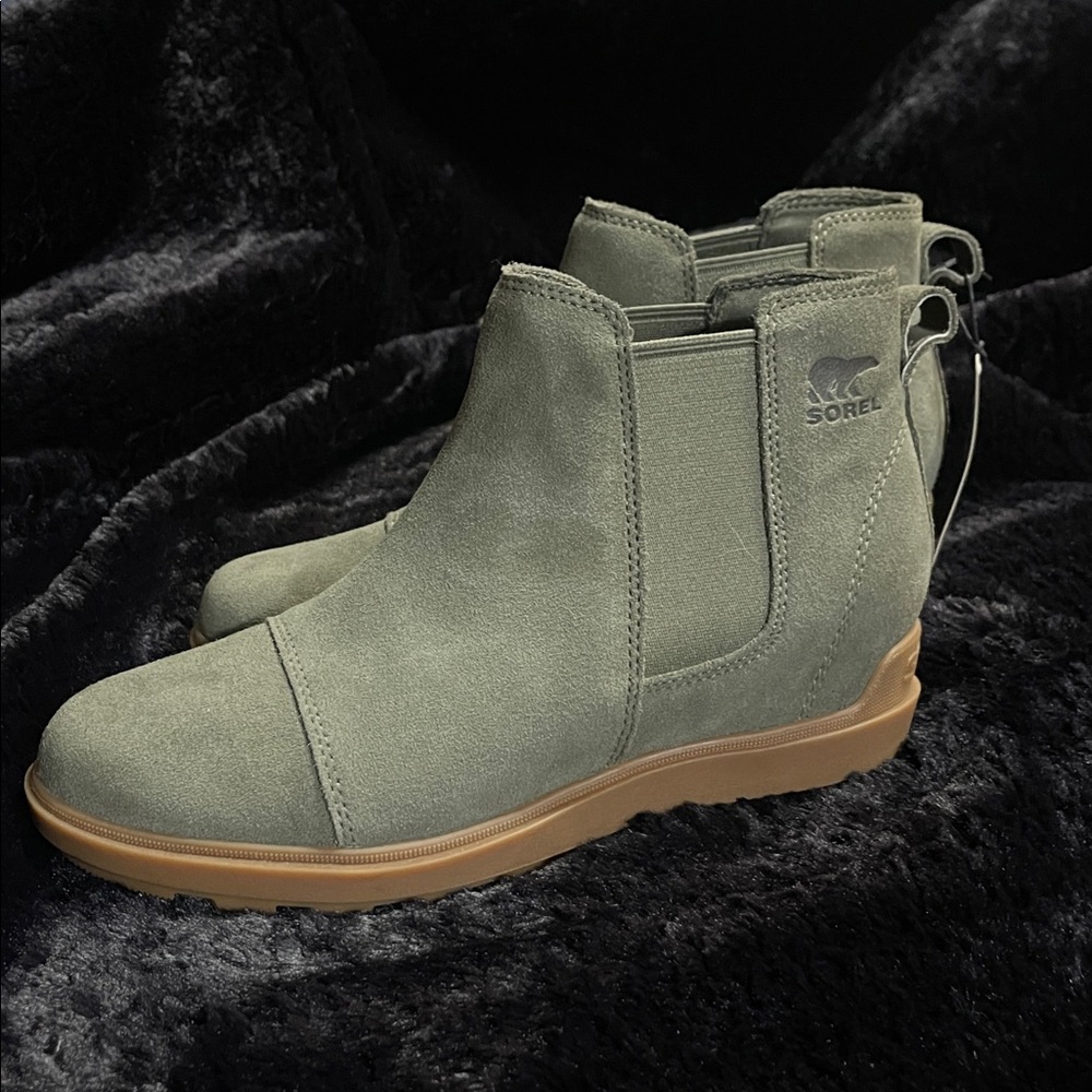 Sorel Women's Evie II Chelsea Waterproof Bootie